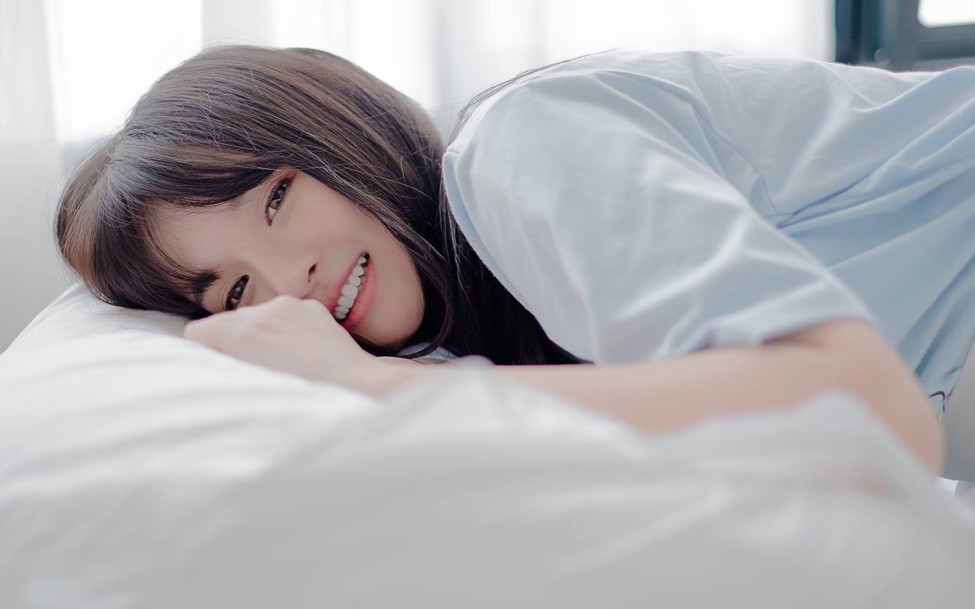 开云官网-英超激战正酣！逆转战局的球队再次领跑榜单，英超逆转夺冠